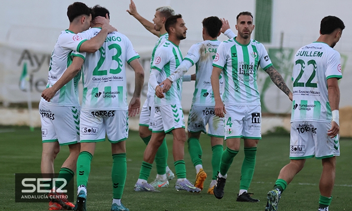 La ansiada victoria del Antequera CF llega en El Maul&iacute;