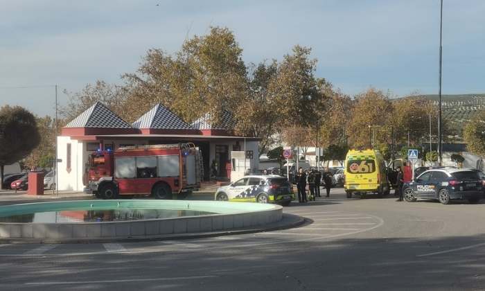 Incendio en la caseta de Cruz Roja en el antiguo recinto ferial de Lucena