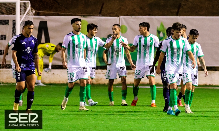 El Antequera CF, con el objetivo de afianzarse en la zona noble