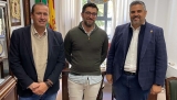 El alcalde de Campillos pide ayuda a la Diputación de Málaga para la rehabilitación de la piscina cubierta