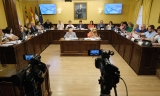 Pleno ordinario en el Ayuntamiento de Cabra.