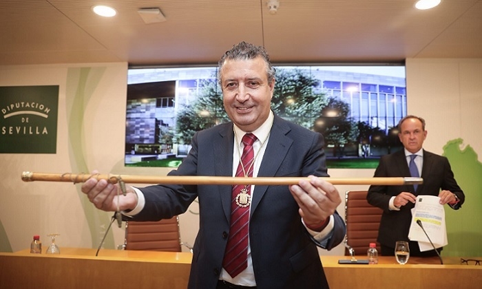 Javier Fern&aacute;ndez, nuevo presidente de la Diputaci&oacute;n de Sevilla: &ldquo;Queremos ser revolucionarios con el proyecto pol&iacute;tico&rdquo;