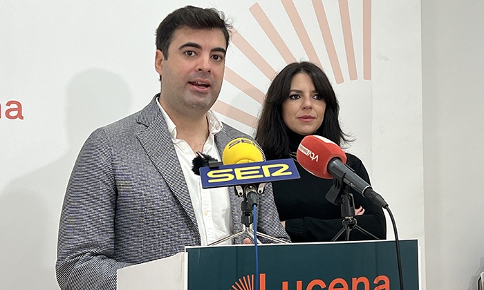 Jes&uacute;s L&oacute;pez y Puri Joyera.