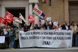 Concentraci&oacute;n en Antequera para rechazar el cambio de uso de la residencia de mayores de La Vega