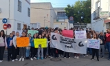 Protesta numerosa de familias y alumnado del IES Castillo de Luna de La Puebla por un nuevo centro
